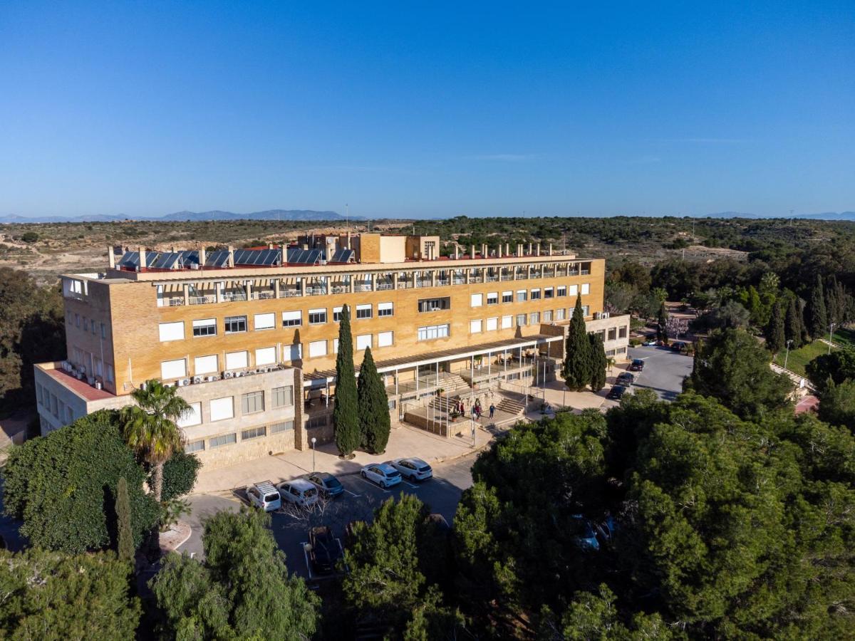 Costablanca Explore Hostel Sports & Events La Marina Exterior photo
