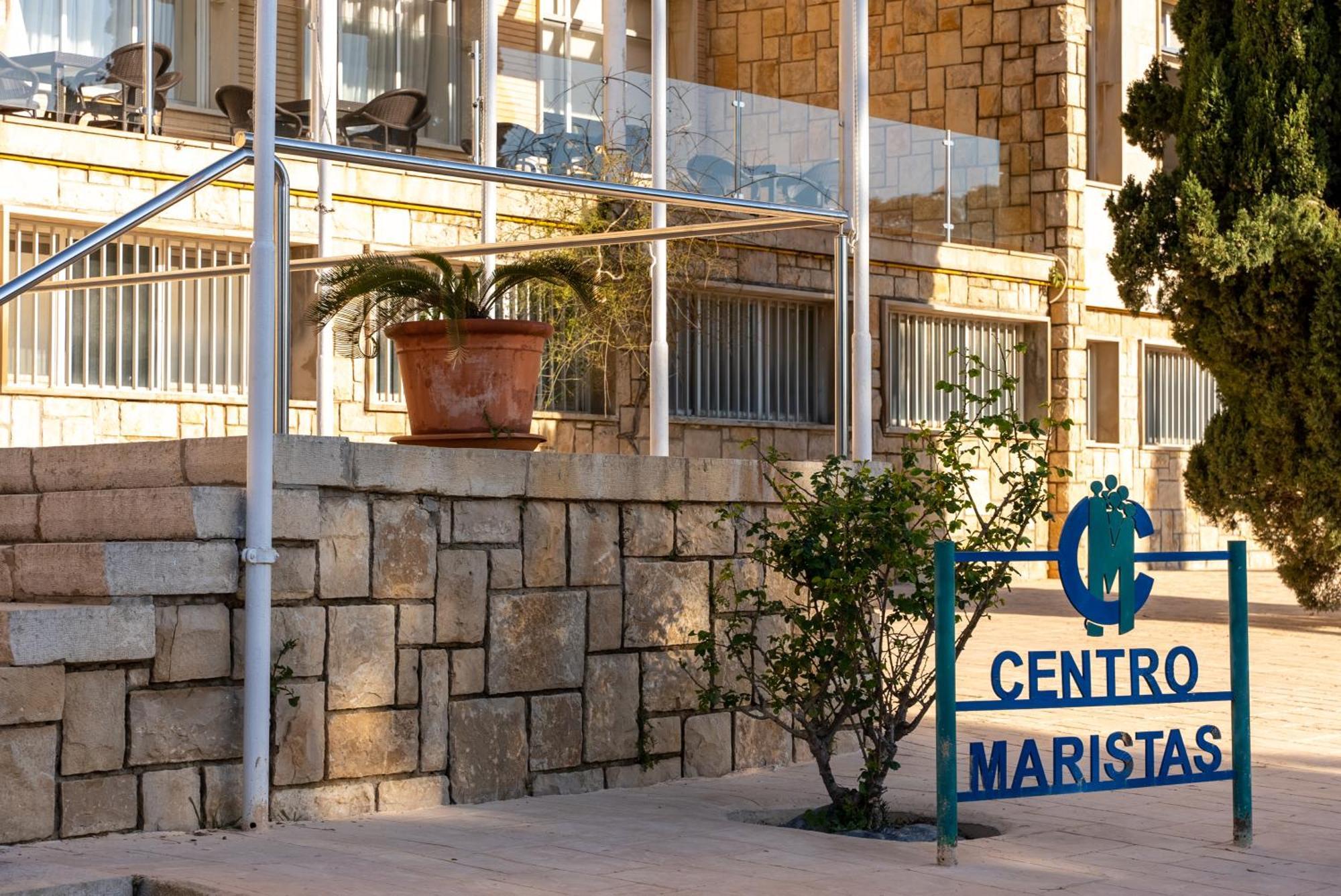 Costablanca Explore Hostel Sports & Events La Marina Exterior photo