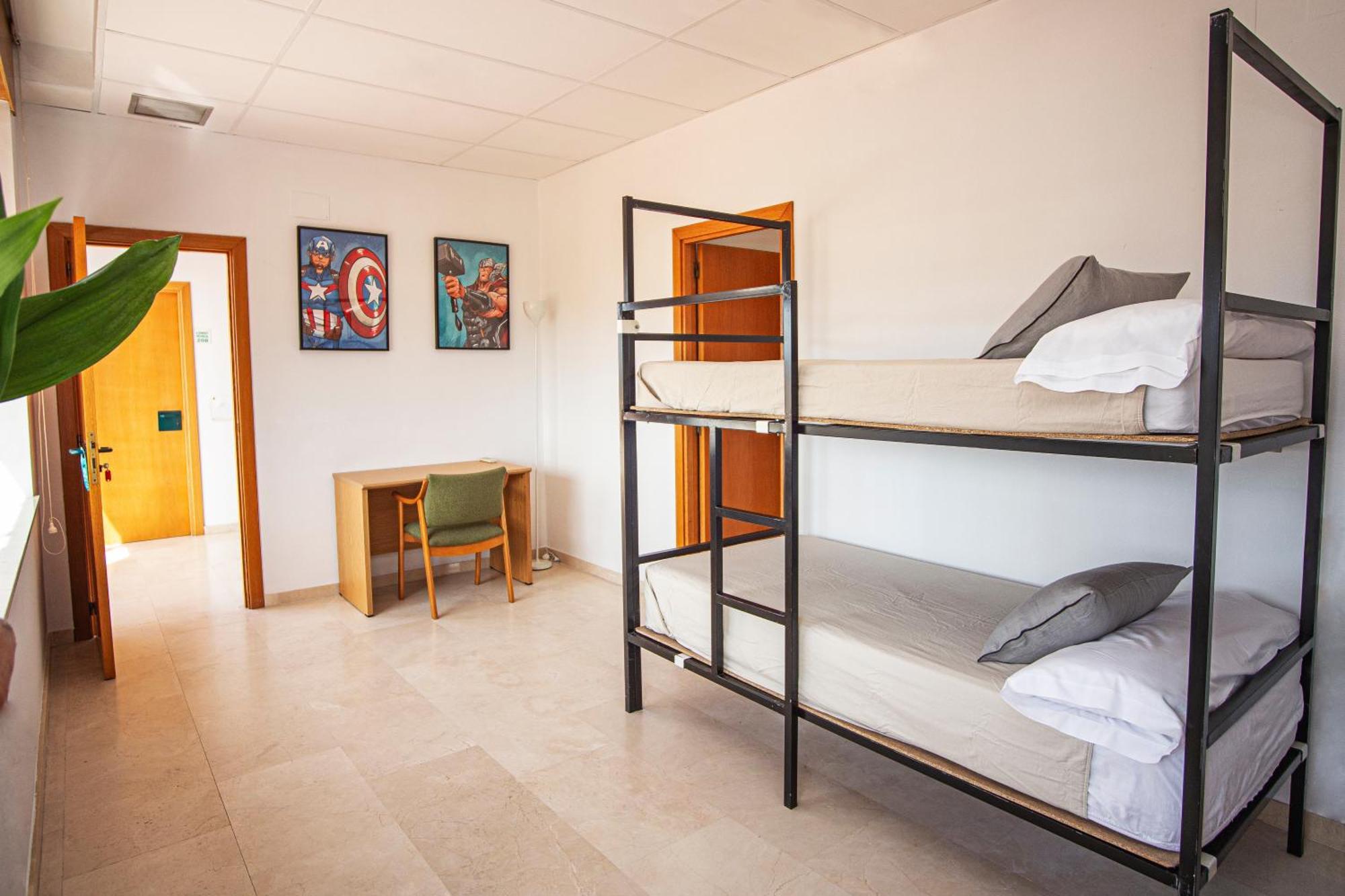 Costablanca Explore Hostel Sports & Events La Marina Exterior photo
